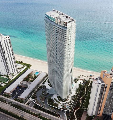 armani tower apartments miami